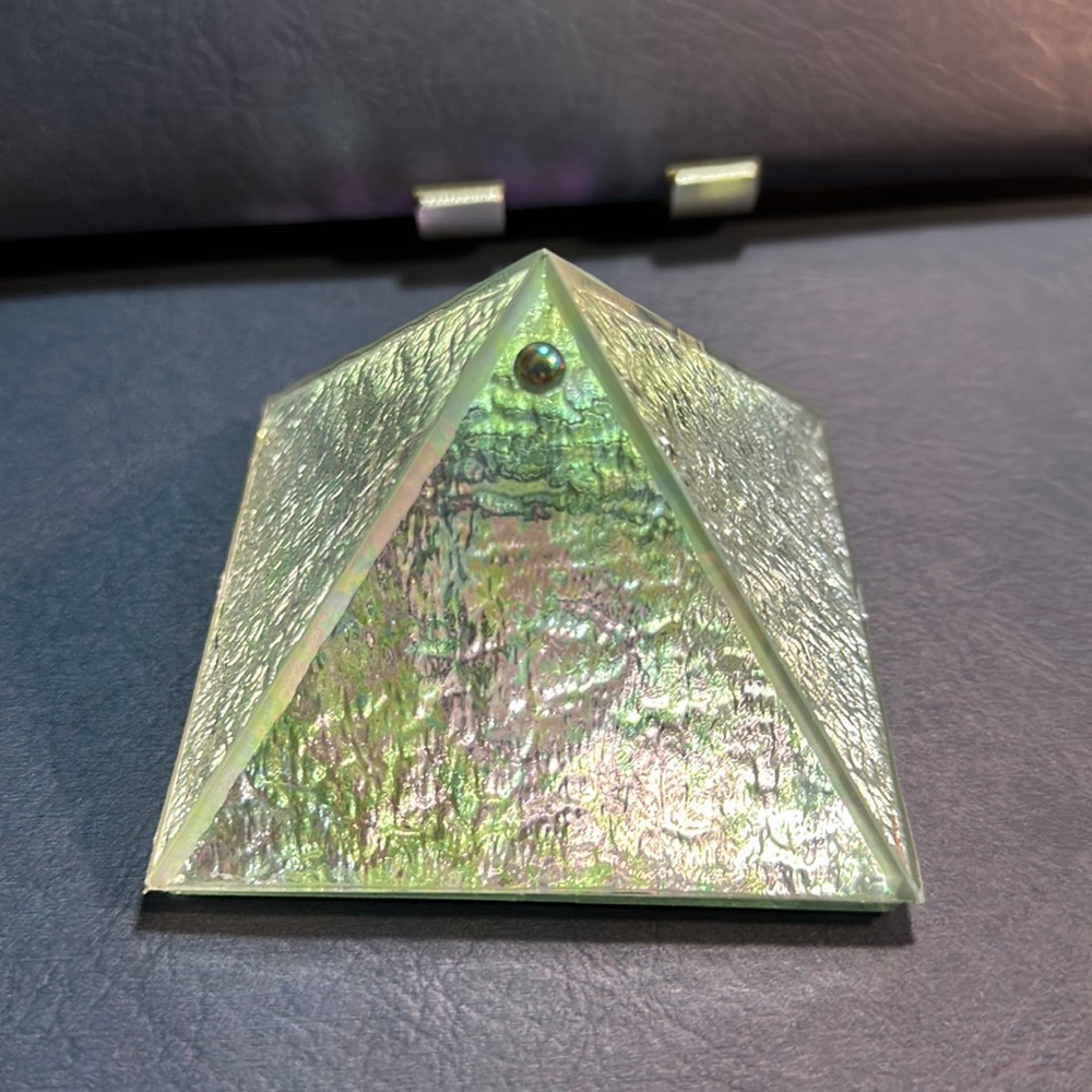 Kheops International wishing pyramid - 3x3x3"